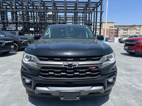 Used 2021 Chevrolet Colorado Z71 RWD image 2
