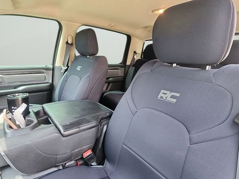 Used 2019 RAM 1500 Big Horn AWD/4WD image 12