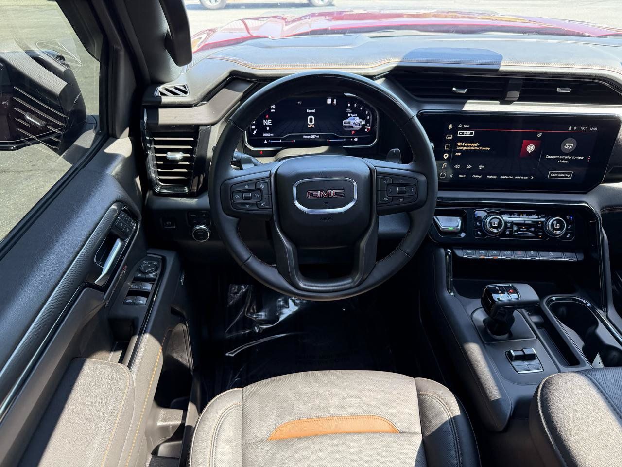 Used 2025 GMC Sierra 1500 AT4 w/ AT4 Premium Package AWD/4WD image 18