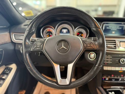 Used 2016 Mercedes-Benz E 350 4MATIC Sedan image 26