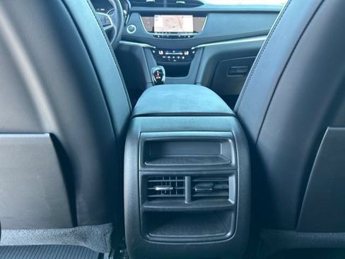 Certified 2024 Cadillac XT5 Sportv w/ Technology Package AWD/4WD image 24