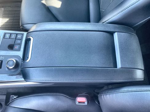 New 2026 Toyota Highlander Platinum AWD/4WD image 20