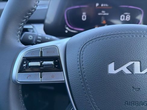 New 2025 Kia Telluride S image 21