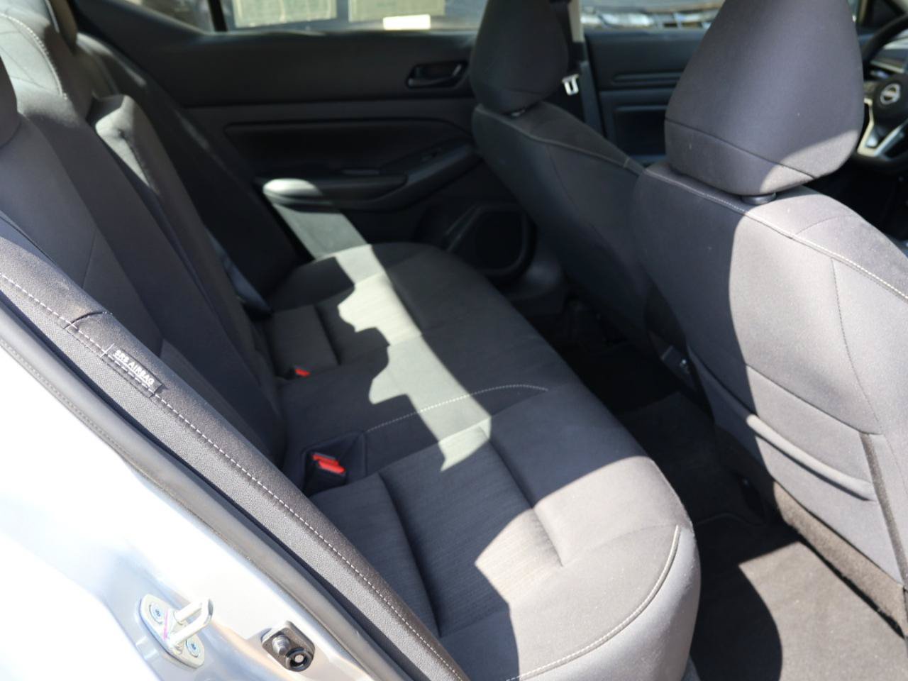Used 2024 Nissan Altima 2.5 SV FWD image 18