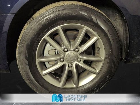 Used 2014 Dodge Grand Caravan R/T image 30