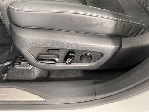 Used 2024 Lexus RX 350 AWD image 8