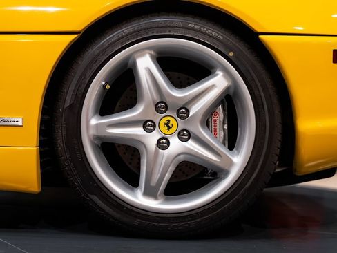 Used 1998 Ferrari F355 Berlinetta RWD image 13