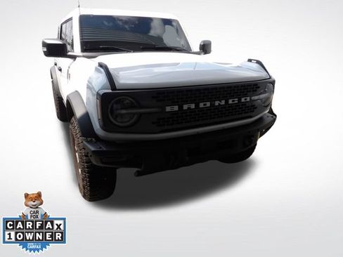 Used 2025 Ford Bronco Badlands AWD/4WD image 2