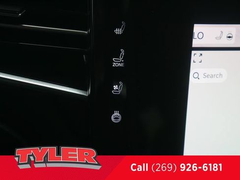 Used 2022 Jeep Wagoneer Series III w/ Premium Group I AWD/4WD image 49