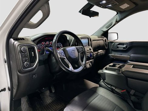 Used 2021 Chevrolet Silverado 1500 RST w/ Z71 Off-Road Package image 9