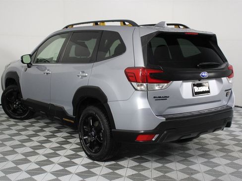 Used 2022 Subaru Forester Wilderness w/ Wilderness Package image 2
