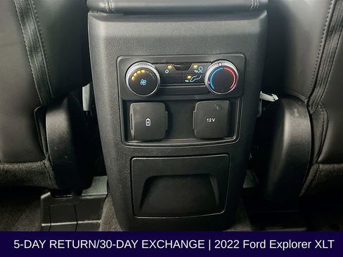 Used 2022 Ford Explorer XLT w/ Equipment Group 202A image 29