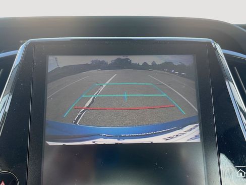 Used 2017 Toyota Prius Prime Premium FWD image 34