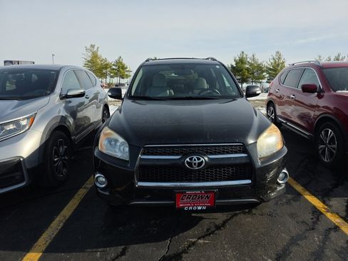 Used 2010 Toyota RAV4 Limited image 2