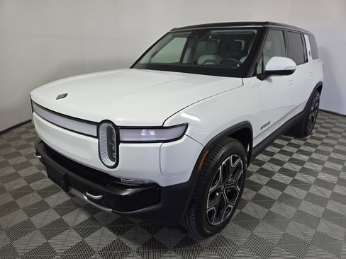 Used 2024 Rivian R1S Adventure AWD/4WD image 1