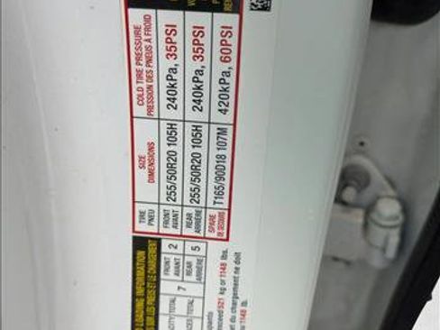 Used 2024 Nissan Pathfinder Platinum AWD/4WD image 16