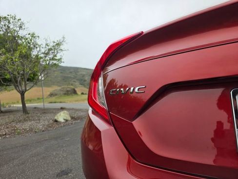 Used 2019 Honda Civic LX image 13