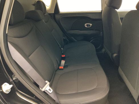 Used 2019 Kia Soul FWD image 19