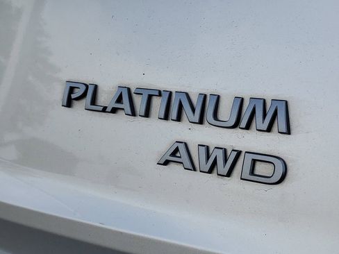 Used 2024 Nissan Rogue Platinum w/ Platinum Premium Package AWD/4WD image 35