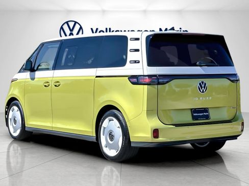 New 2025 Volkswagen ID. Buzz 1st Edition image 3