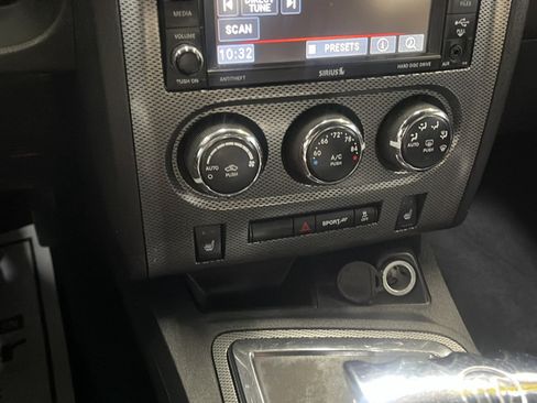 Used 2013 Dodge Challenger R/T RWD image 9