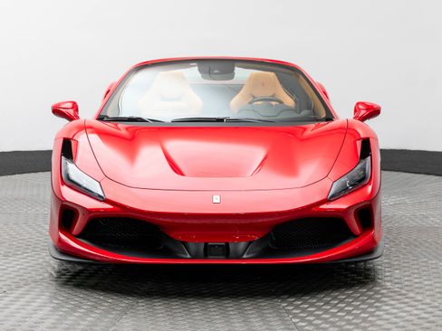 Certified 2022 Ferrari F8 Tributo image 10