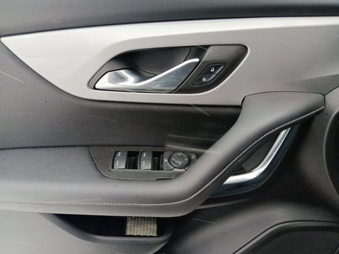 Used 2023 Chevrolet Blazer LT image 19