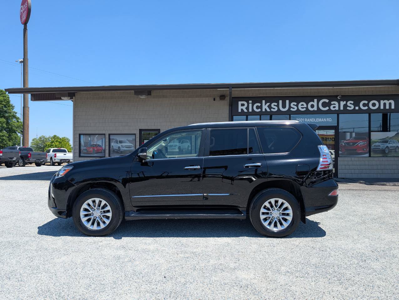 Used 2016 Lexus GX 460 w/ Premium Package AWD/4WD image 11