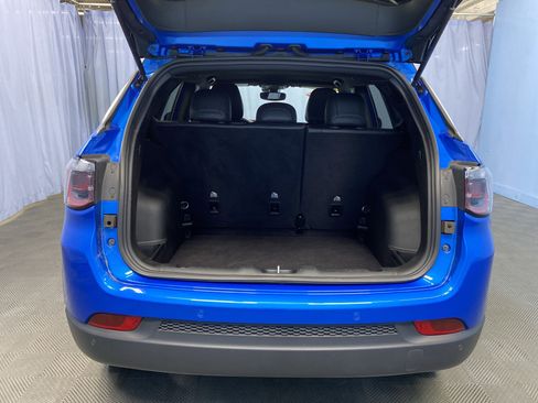 Certified 2024 Jeep Compass Limited image 29