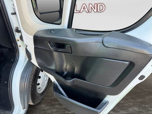 Used 2017 RAM ProMaster 1500 FWD image 21