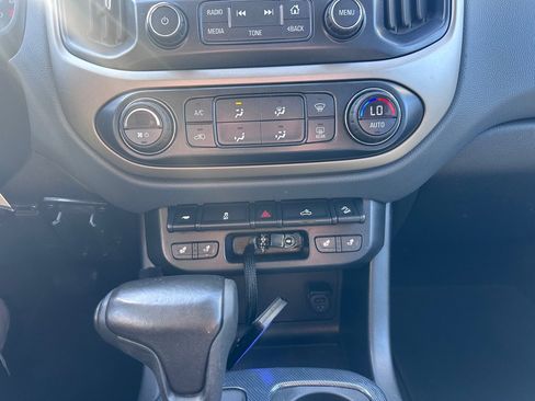 Used 2016 Chevrolet Colorado Z71 AWD/4WD image 13