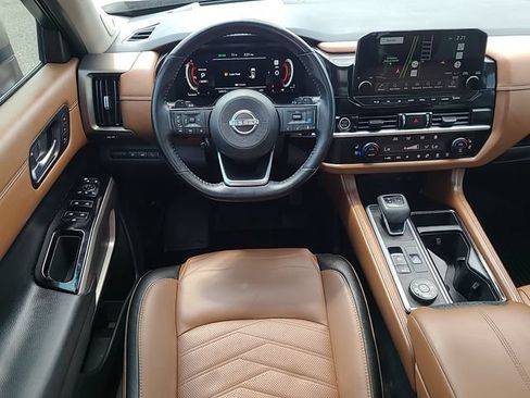 Used 2023 Nissan Pathfinder Platinum AWD/4WD image 26