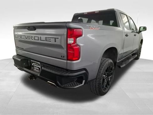 Used 2021 Chevrolet Silverado 1500 LT Trail Boss w/ LPO, Dark Essentials Package AWD/4WD image 8