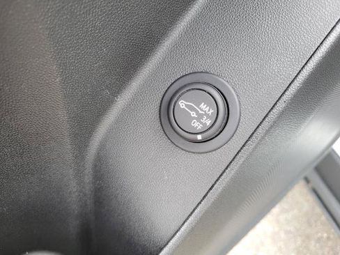 Certified 2023 Chevrolet Equinox LT image 13