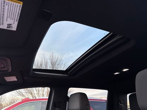 Used 2020 GMC Sierra 1500 AT4 w/ AT4 Premium Package image 20