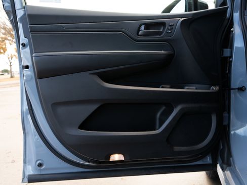 Certified 2024 Honda Odyssey Sport image 37