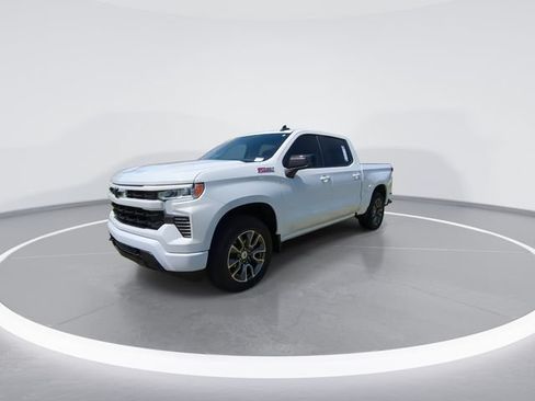 Used 2023 Chevrolet Silverado 1500 RST AWD/4WD image 4