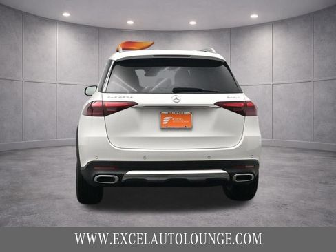 Used 2024 Mercedes-Benz GLE 450e 4MATIC image 7