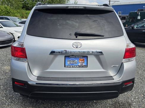 Used 2013 Toyota Highlander Limited AWD/4WD image 4