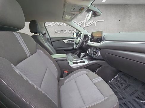 Used 2024 Chevrolet Blazer LT w/ Convenience Package image 24