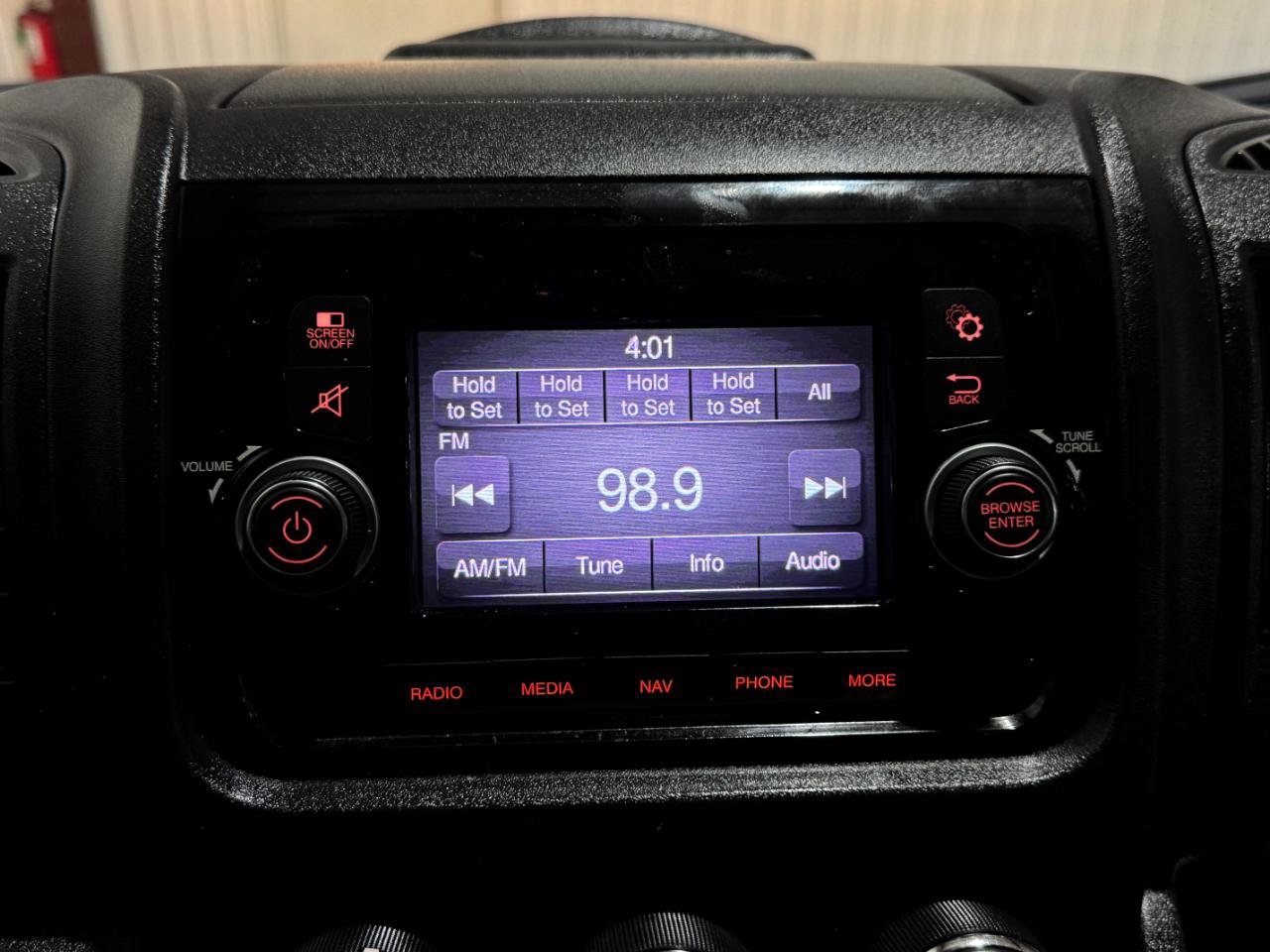 Used 2021 RAM ProMaster 1500 FWD image 21