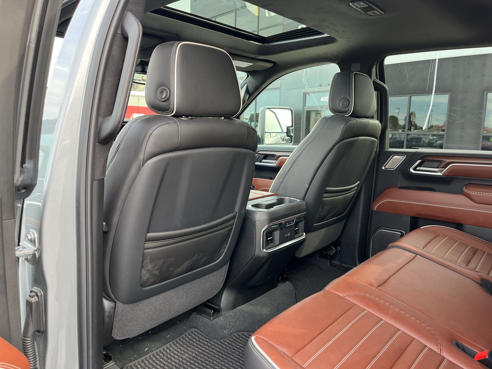 Used 2025 GMC Sierra 2500 Denali Ultimate AWD/4WD image 40