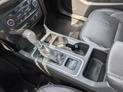 Used 2017 Ford Escape Titanium AWD/4WD image 32