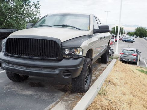 Used 2004 Dodge Ram 1500 Truck ST w/ Trailer Tow Group AWD/4WD image 2