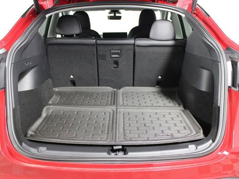 Used 2021 Tesla Model Y Long Range image 31