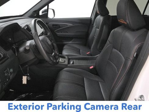 Used 2023 Honda Passport TrailSport image 6
