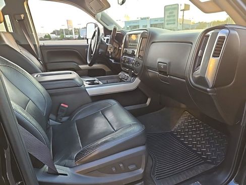 Used 2015 Chevrolet Silverado 2500 LTZ w/ Duramax Plus Package image 12