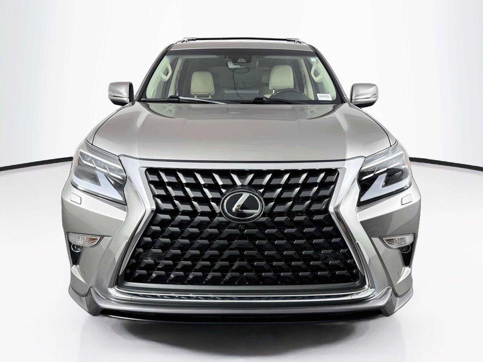 Used 2022 Lexus GX 460 Luxury w/ Sport Design Package AWD/4WD image 11