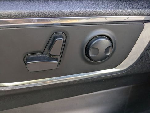 Used 2024 RAM 1500 Laramie image 16