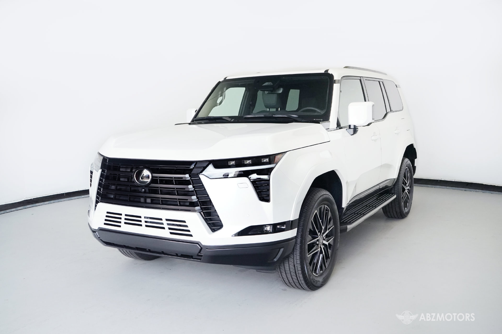 Used 2026 Lexus GX 550 AWD/4WD image 2